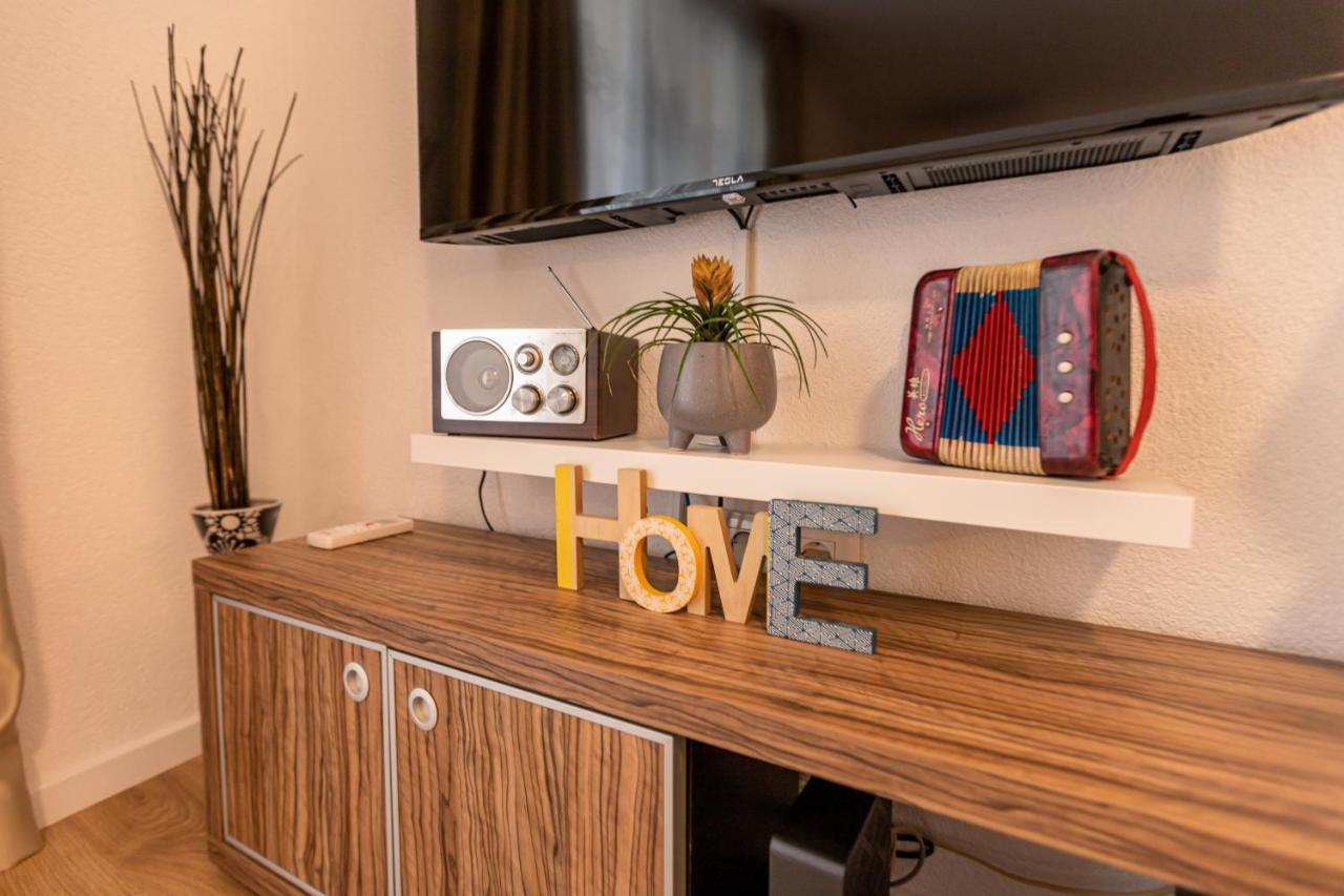 Self Check-In Apartment With Jacuzzi Mostar Exterior photo
